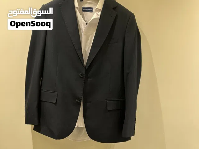 بدلة رسمية للبيع بسعر ممتاز و خياطة و كواليتي رائع