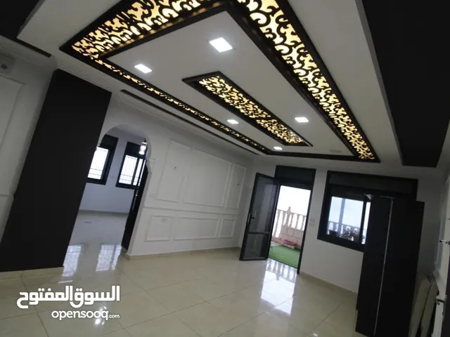 155 m2 3 Bedrooms Apartments for Sale in Ramallah and Al-Bireh Beitunia
