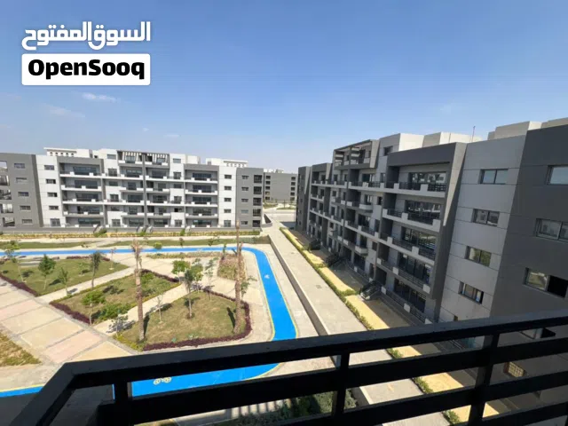 شقة للبيع استلام فوري متشطبه بالكامل في كمبوند في شيراتون بجوار سيتي سنتر الماظه stoda compound