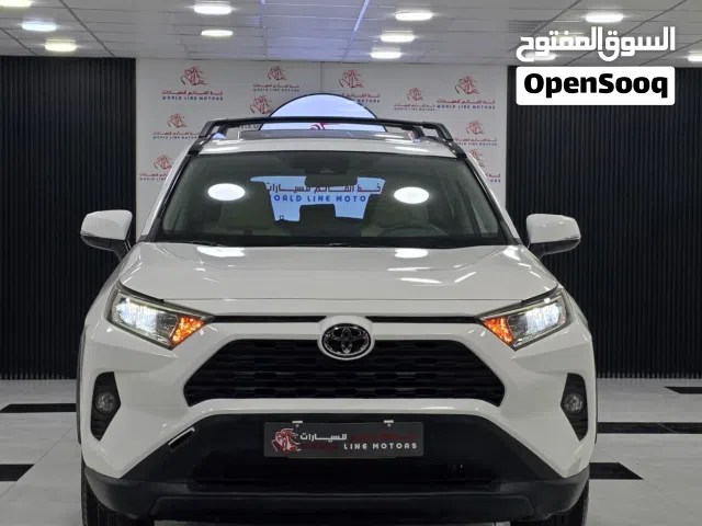 TOYOTA RAV4 2019 XLE  فرصة مميزة لامتلاك سيارة فخمة عائلية اقتصادية متعة في القيادة وراحة في السفر.