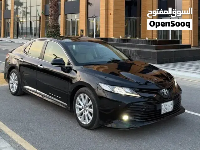 2019 Toyota Camry GLE