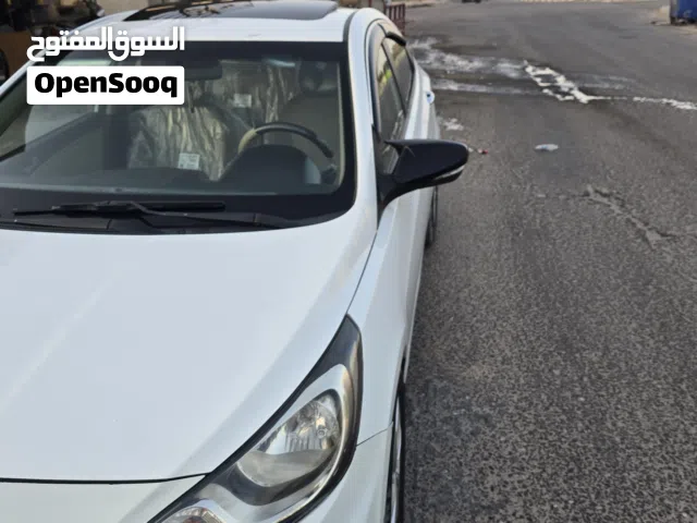 2015 هيونداي اكسنت SE