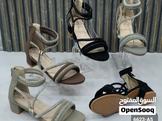 صنادل حريمي كعب حزام راقي