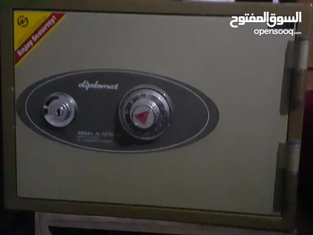 خزنة اغراض شخصية للبيع