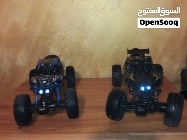 سيارتين همر رالي لا سلكي على الشحن للبيع بحاجة لريموتات تحكم
