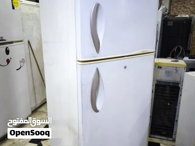ثلاجات  مستعملة بمقاسات مختلفة