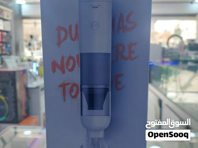 مكنسة سيارة شحن