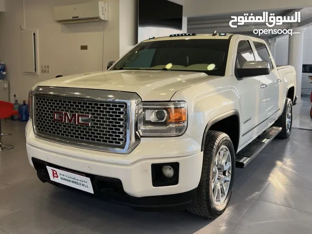 GMC Sierra 1500 Denali 6.2L 2015 Model