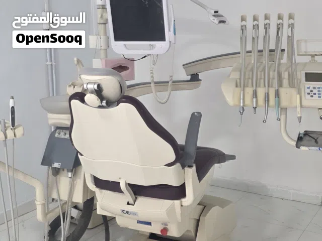 عيادة أسنان كاملة