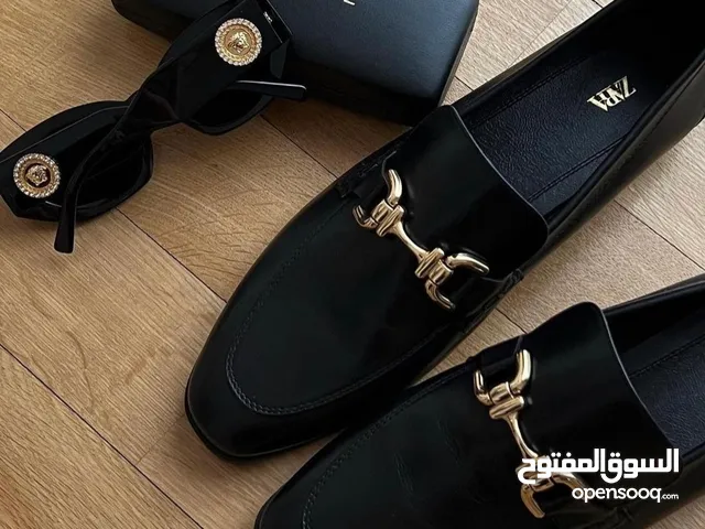 Black Comfort Shoes in Agadir