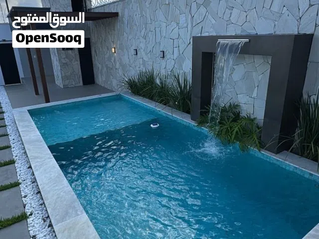 تنفيذ وتنسيق المسابح الامنه والجميلة