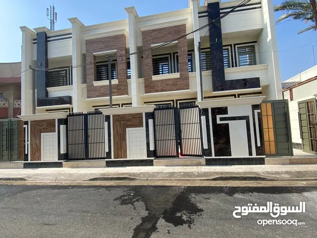 مشتمل للبيع مساحه 100 متر بنأء جديد عمل درجه اولا