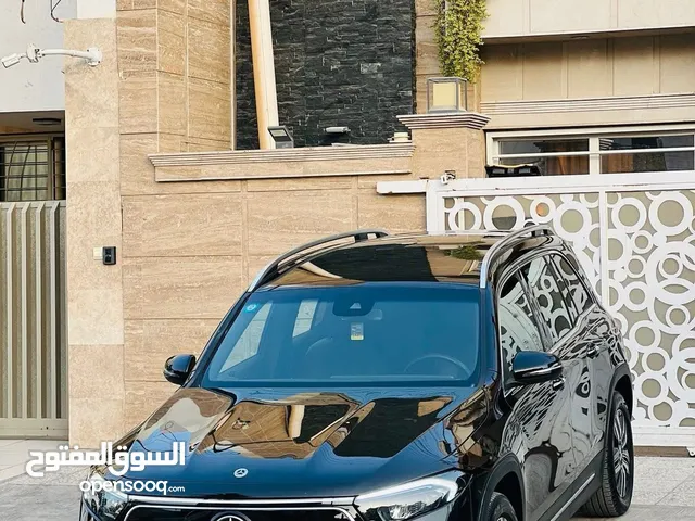 مارسيدس نادرة للأيجار اليومي او الاسبوعي اعراس عائلية شبابية رجال اعمال