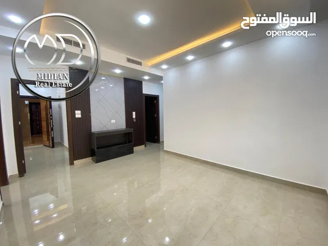 215m2 3 Bedrooms Apartments for Sale in Amman Um El Summaq