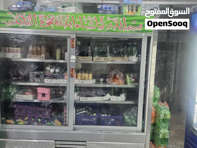 ثلاجه للبيع وضعها ممتاز