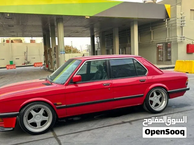 جنط ازف 18 أصلي كوشوك نظيف خاالي من العيوب للبيع فقط