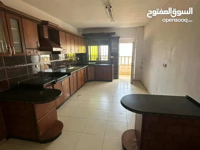 شقة للإيجار بل قرب من مفرق 17