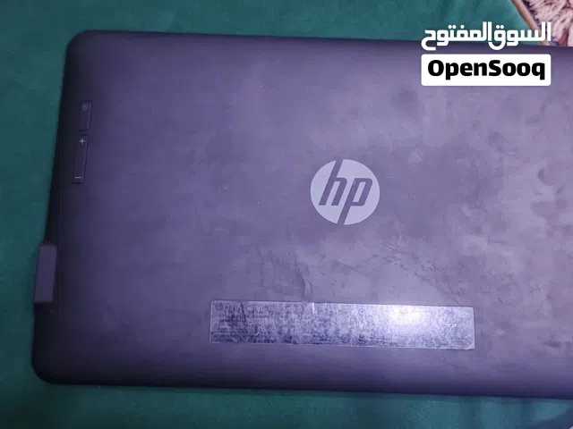 14 HP monitors for sale  in Amman