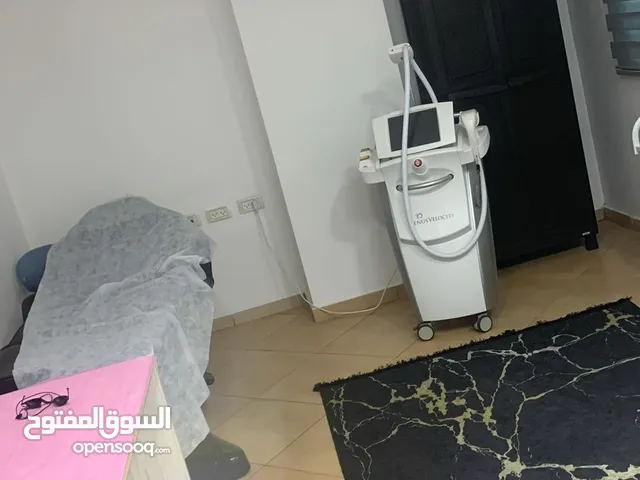 مركز تجميل كامل متكامل