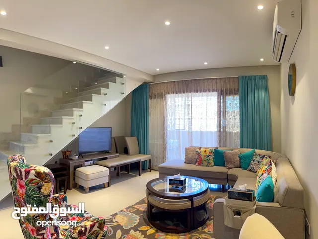 3+1 Duplex Apartment for Sale in Jebel Sifah with Golf Views  شقة دوبلكس 3+1 للبيع في جبل سيفة