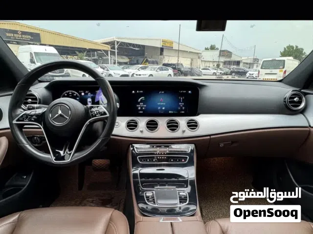 2021 مرسيدس بنز الفئة-E E 250