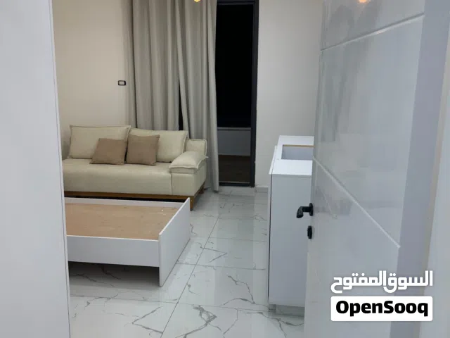 استديوهات للبيع