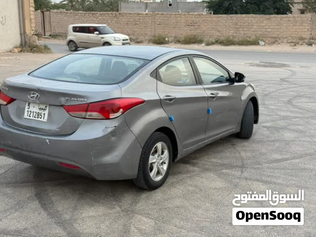 2012 هيونداي النترا GL