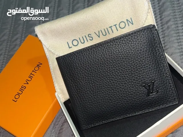 للبيع محفظة لويس فيتون Louis Vuitton – كوبي ماستر بسعر حرف جديدة لون اسود من دبي