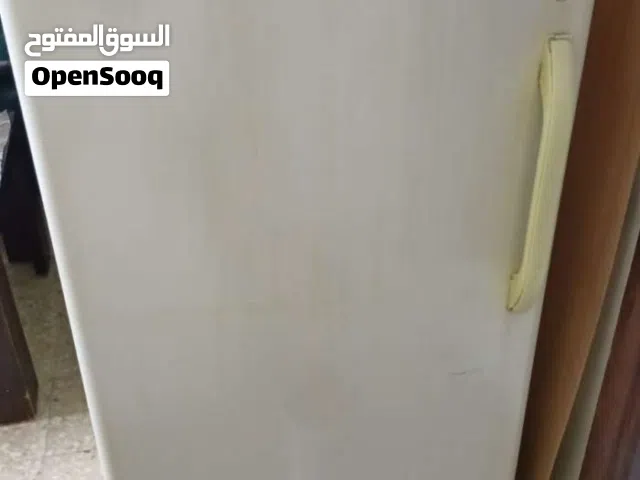فريزر مستعمل بحاجة لصيانة