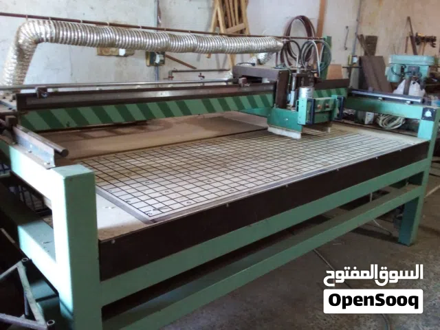 معدات مصنع مطابخ وموبيليا للبيع او الاستبدال