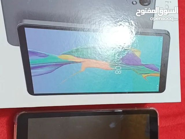 ايباد جديد ما مستخدم مع شاحنه وبكرتونه بعده