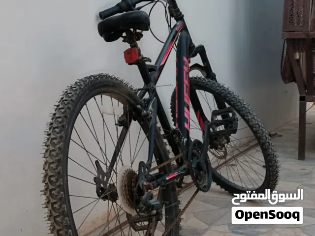 تم تخفيض السعر  دراجه هوائيه حاله ممتازه للجادين  او للبدل مع سكوتر درفت ....... قابل للتفاوض.
