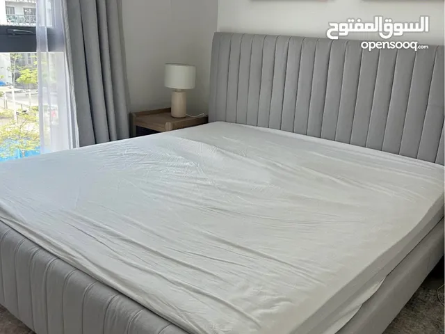 High Quality Velvet Bed King Size Beds For Sale Luxury Bed For Sale Fast Shipping All Over UAE Bed