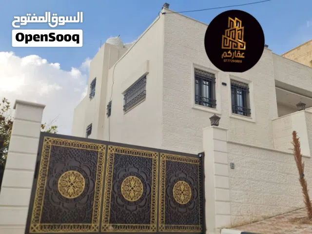 260 m2 4 Bedrooms Townhouse for Sale in Zarqa Graiba