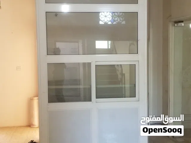 مكتب شبه جديد باب سحاب