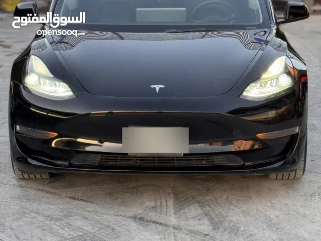 تسلا موديل 3 كاش او اقساط من المالك مباشرة 2023 حرة جديد بحالة الوكالة