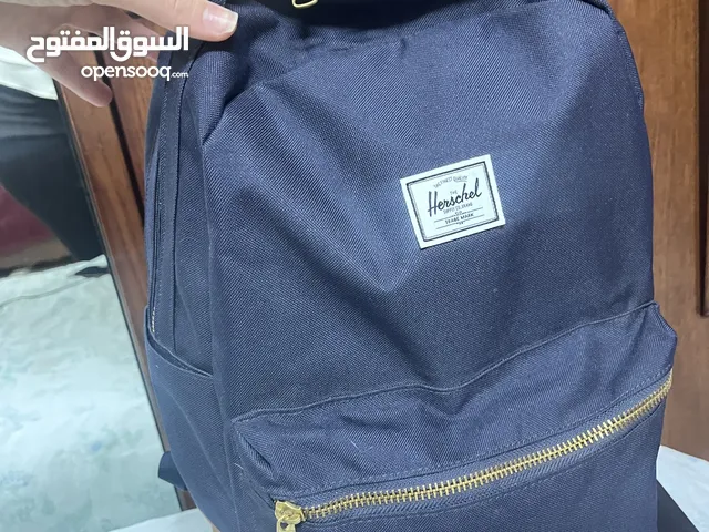 شنتة مدرسية نوع Herschel لون كحلي navy blue جديد