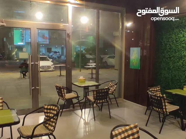 مطعم جاهز للبيع