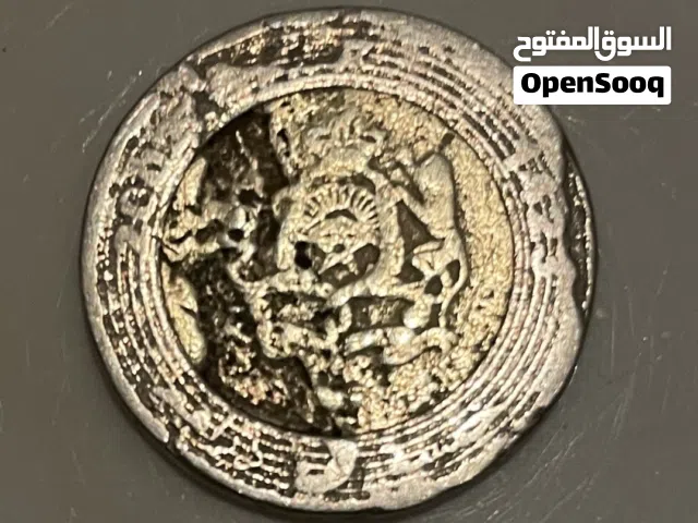 5 دراهم محمد السادس لسنة 2002 مشوهة و نقص في المعدن