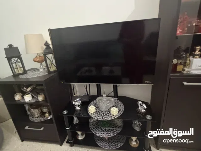 تلفزيون هيسنس للبيع