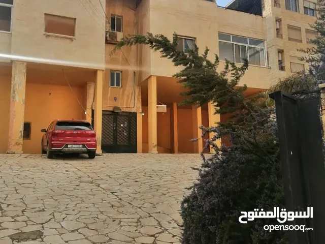 680m2 More than 6 bedrooms Villa for Sale in Amman Swelieh