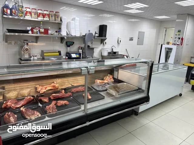 سوبر ماركت للبيع