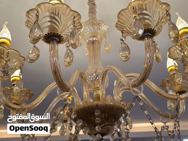 ثلاث ثريات مستخدمات للبيع بحاله ممتازه