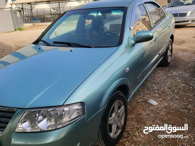 نيسان صني معها جنط قياس 14