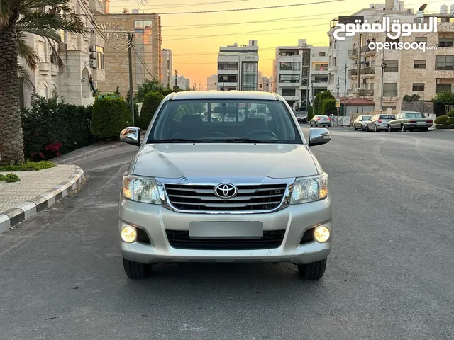 Used Toyota Hilux in Amman