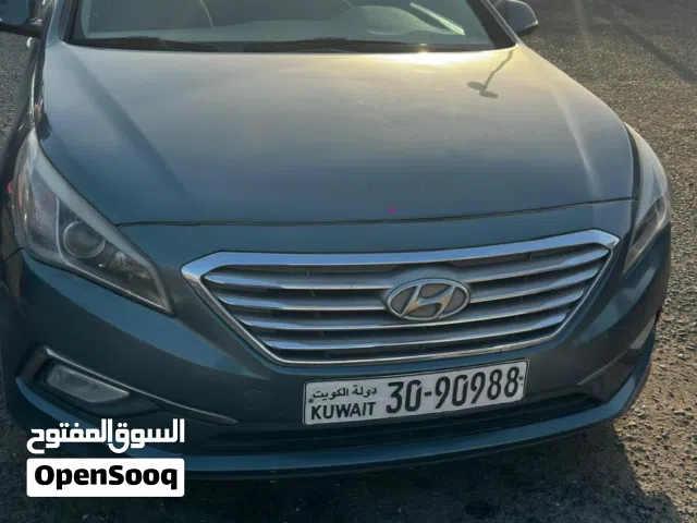 2016 هيونداي سوناتا Standard