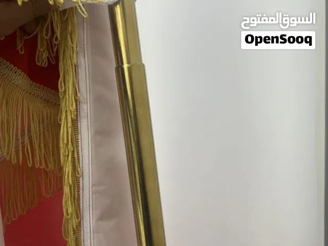 أعلام اردن وكندا واميركا مع سارية