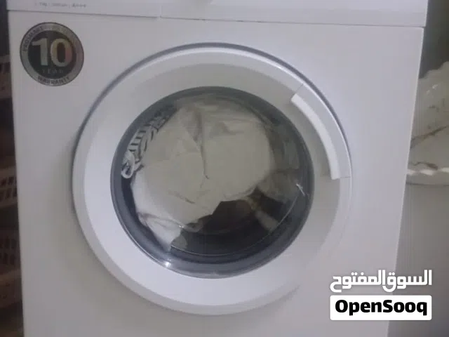 غسال شبه جديدة  بيكو 7كيلو البيع بغرض السفر غسالة ،7كيلو بحالة. ممتازة