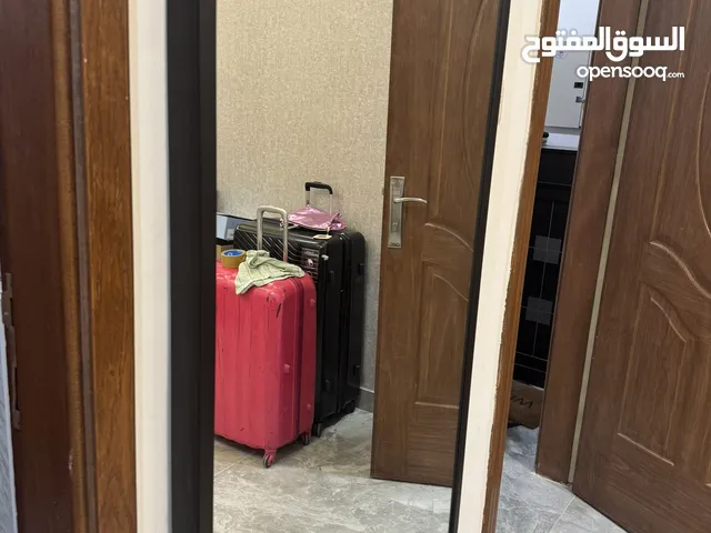 مرآة طولية كبيرة من إيكيا