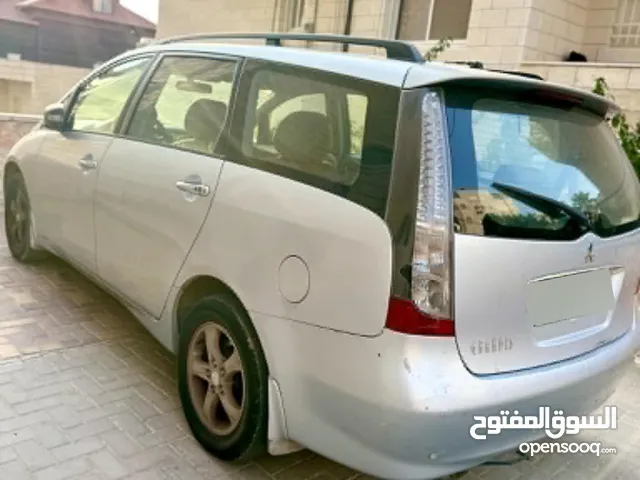 بسعر حرق 7 ركاب ميتسوبيشي جرانديز